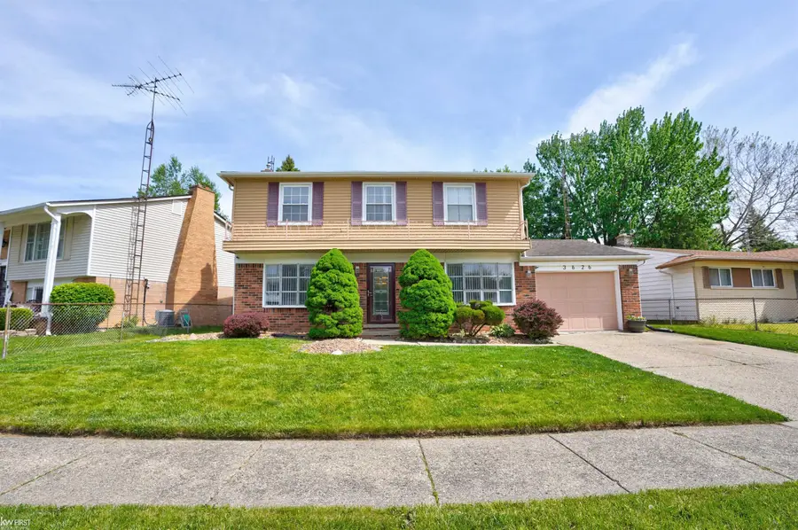 3626 Easthampton DR, Flint, MI 48503 - #3