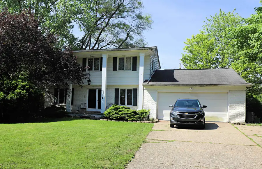 1047 Western Hills DR, Flint, MI 48532 - #2