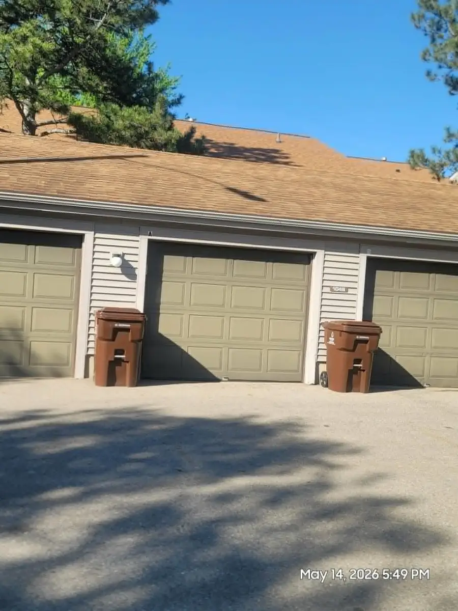 1048 Grenoble LN, Lansing, MI 48917 - #2