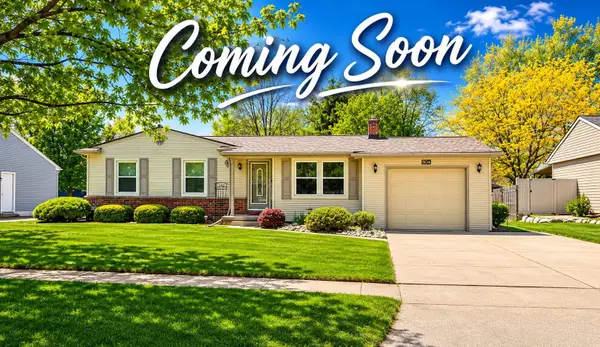604 Somerset DR, Flushing, MI 48433