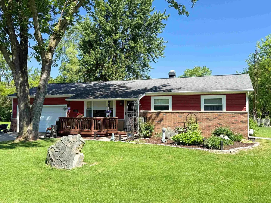 2083 Carrier DR, Genesee, MI 48458 - #2