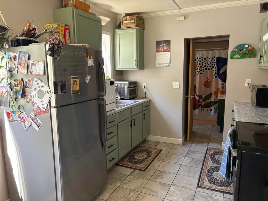 8764 Washington ST, Taymouth, MI 48415 - #2