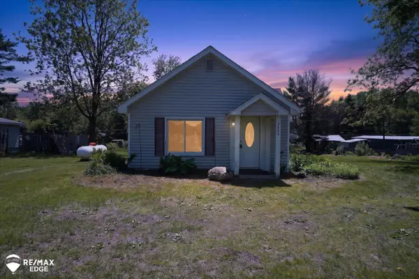 5233 Pratt RD, Metamora, MI 48455