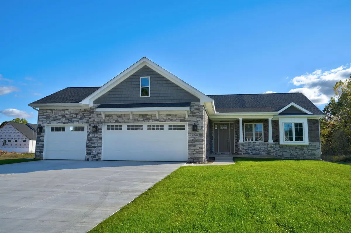 4341 Stepping Stone LN, Fenton, MI 48430 - #1