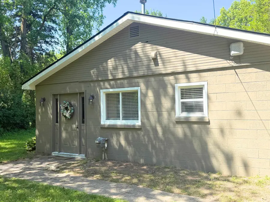 12313 Railroad RD, Clio, MI 48420 - #2