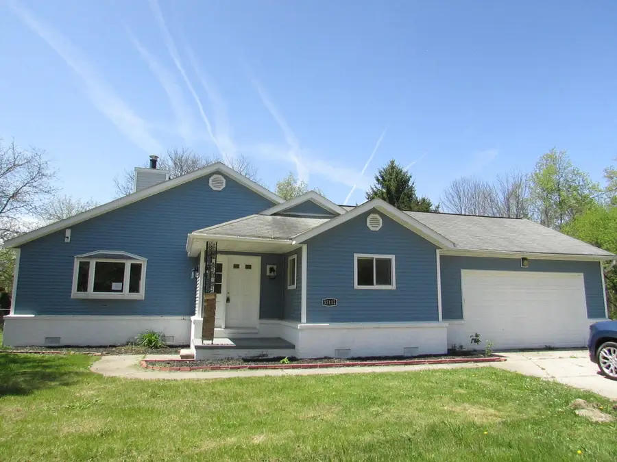 15112 Blueberry DR, Holly, MI 48442 - #2