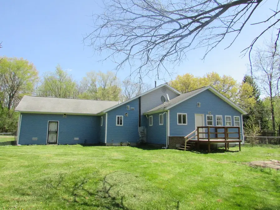 15112 Blueberry DR, Holly, MI 48442 - #3