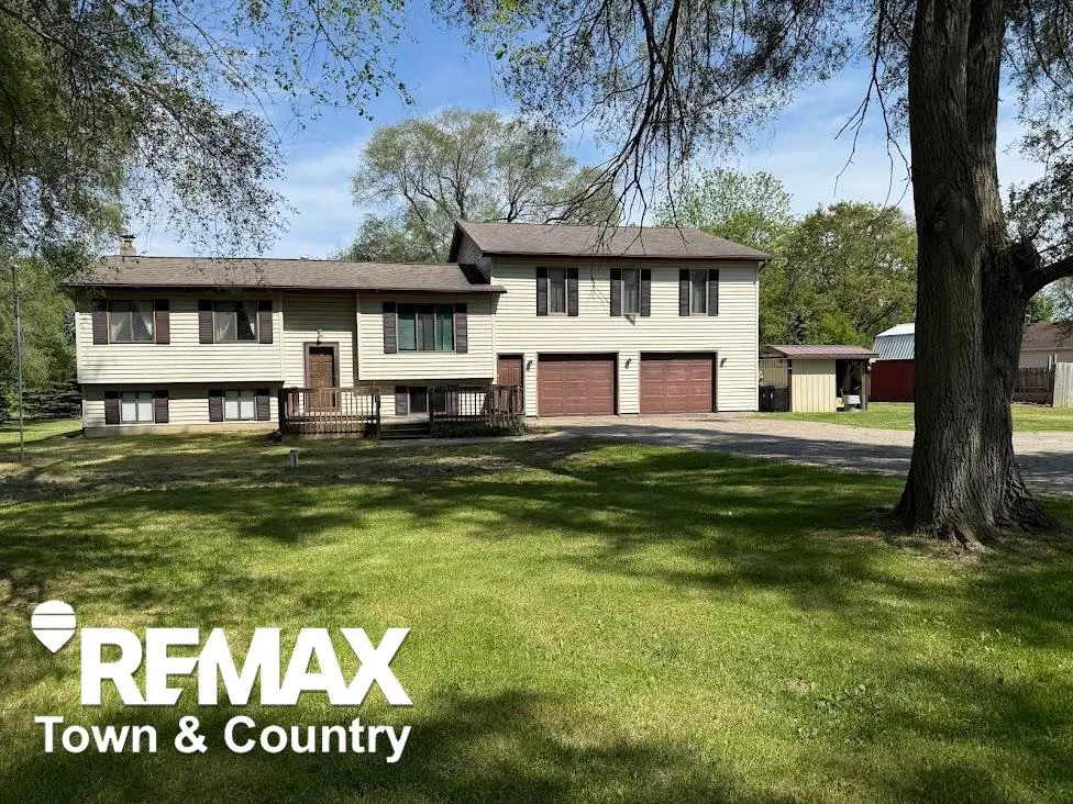 4372 N Gale RD, Davison, MI 48423 - #1