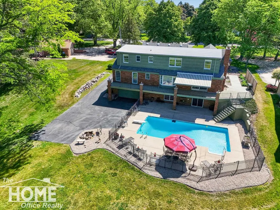1265 Ada ST, Owosso, MI 48867 - #2