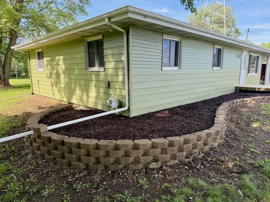 6232 Baker RD, Bridgeport, MI 48722 - #3