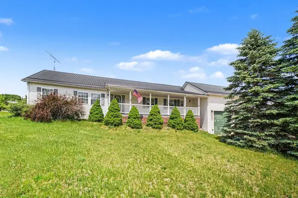 1190 Arthur RD, Remus, MI 49340