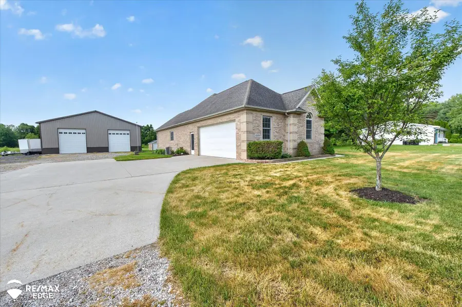 6339 W Wilson RD, Clio, MI 48420 - #2