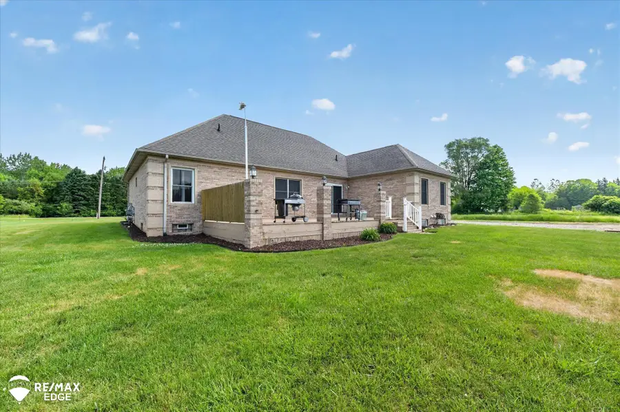 6339 W Wilson RD, Clio, MI 48420 - #3