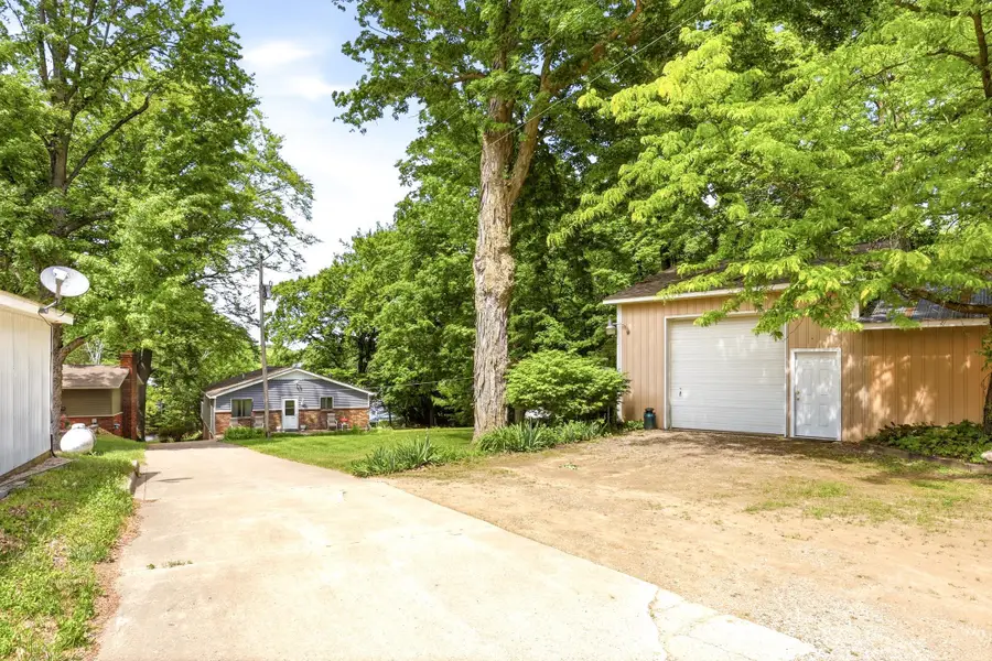 3164 Kimberly DR, Millington, MI 48746 - #2