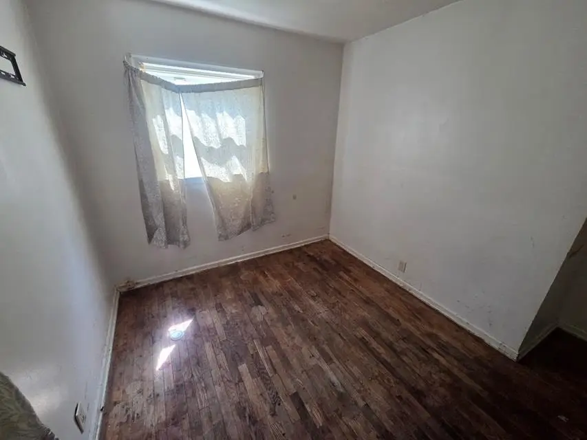 1810 Shamrock LN, Flint, MI 48504 - #2