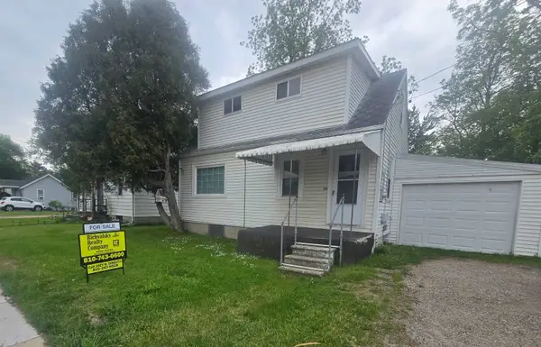 2066 E Bristol RD, Burton, MI 48529
