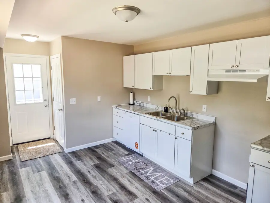 848 Alger ST, Owosso, MI 48867 - #3