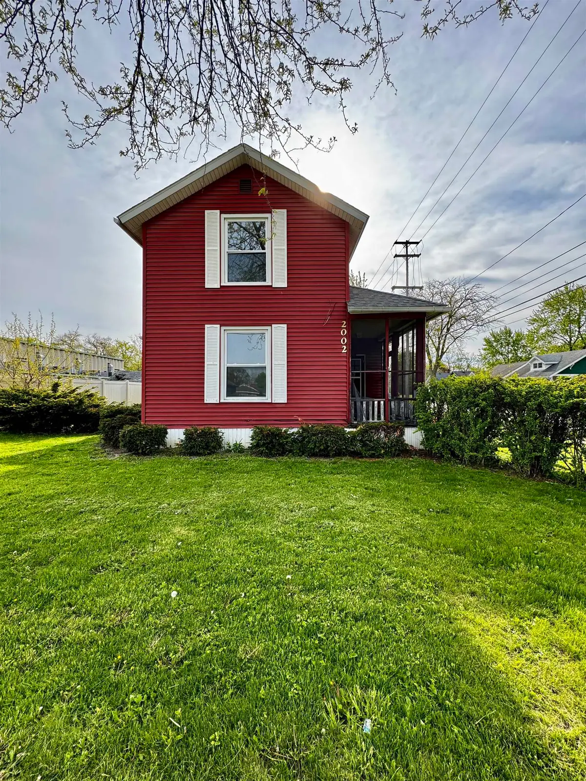 2002 N Carolina ST, Saginaw, MI 48602 - #1