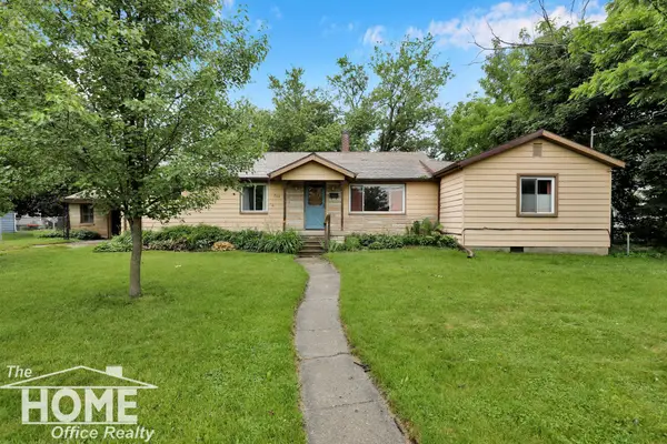 204 E McArthur ST, Corunna, MI 48817