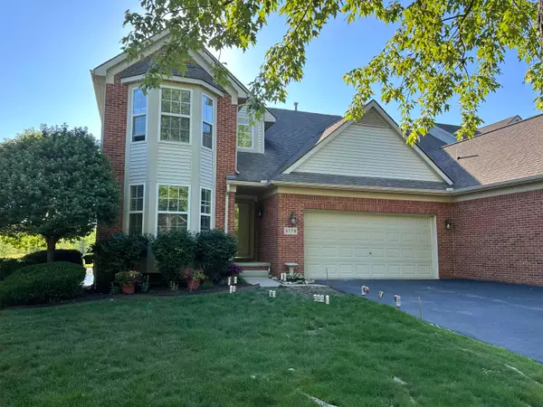 6174 Lone Oak CIR, GrandBlanc, MI 48439