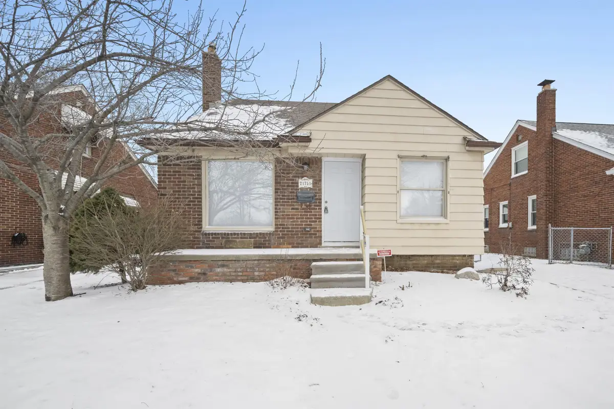 21751 Bournemouth ST, Harper Woods, MI 48225 - #1