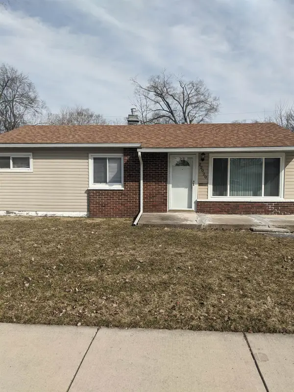 22020 Dante ST, OakPark, MI 48237