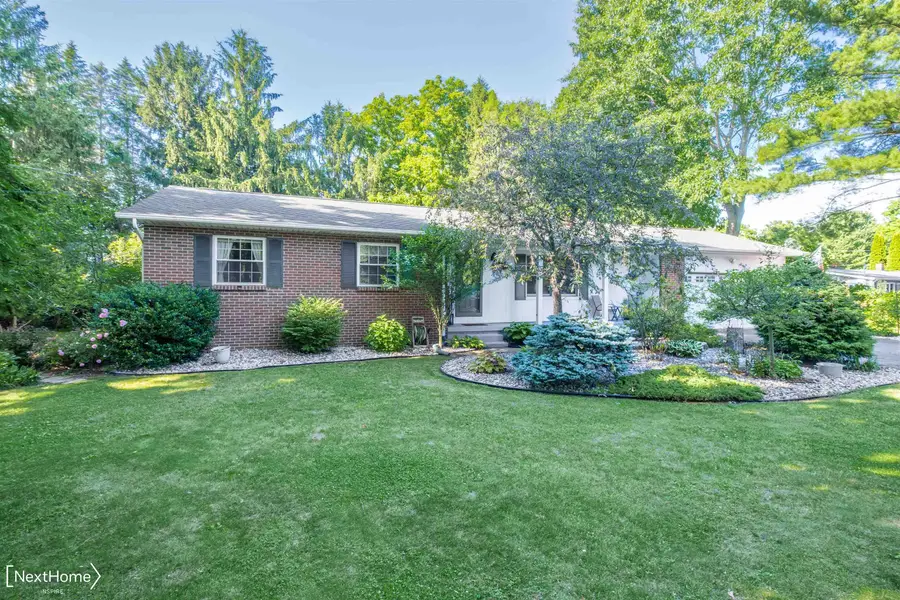 10400 Coldwater RD, Flushing, MI 48433 - #2