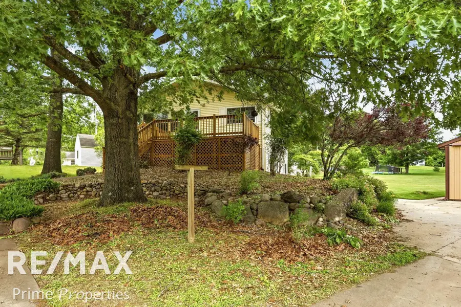 594 Lou Alice DR, Columbiaville, MI 48421 - #3