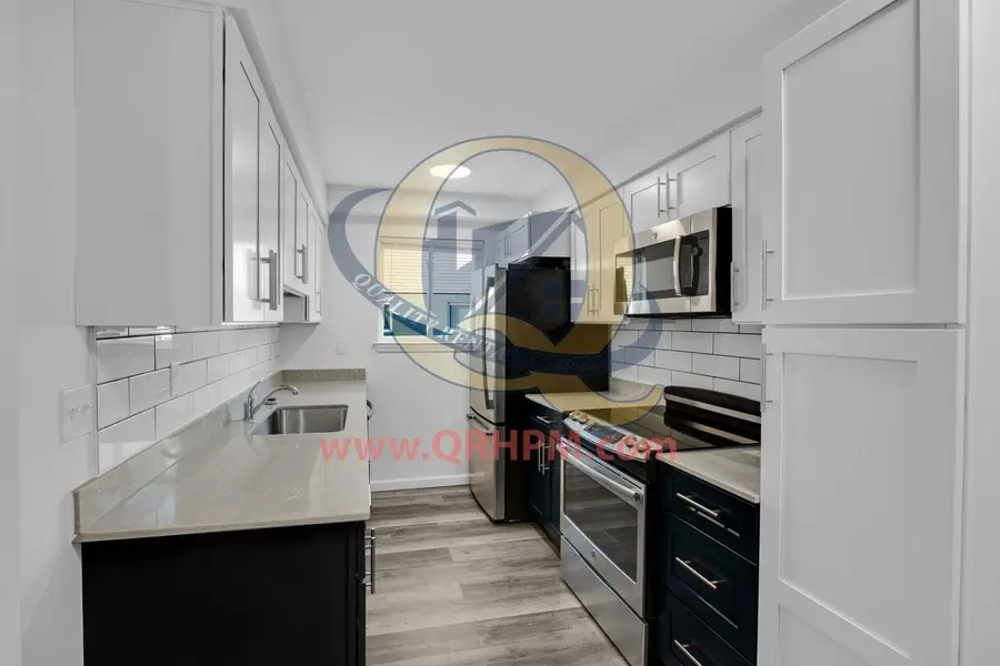 3901 N Averill  Apt #201, Flint, MI 48506 - #2