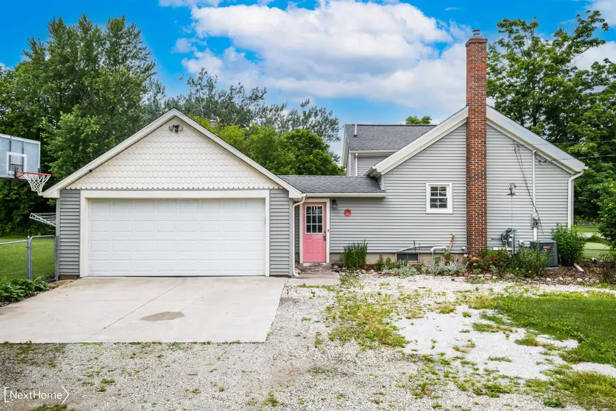 6144 E Atherton RD, Burton, MI 48519 - #3