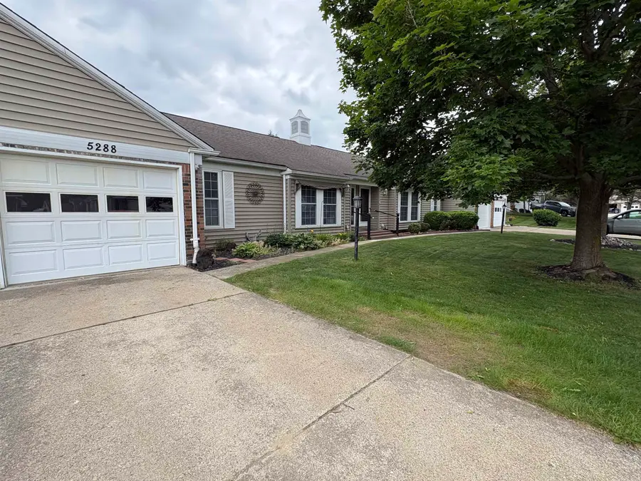 5288 Vineyard LN, Flushing, MI 48433 - #2