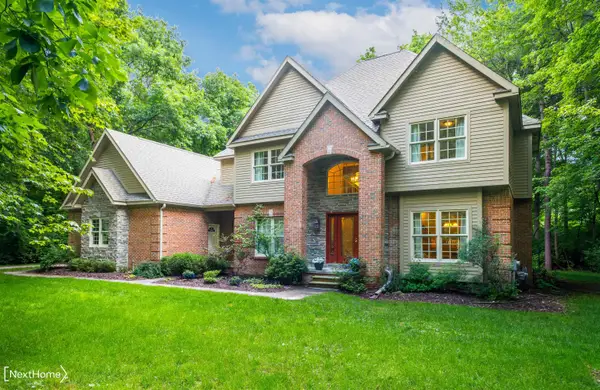 9185 N Island DR, Flushing, MI 48433