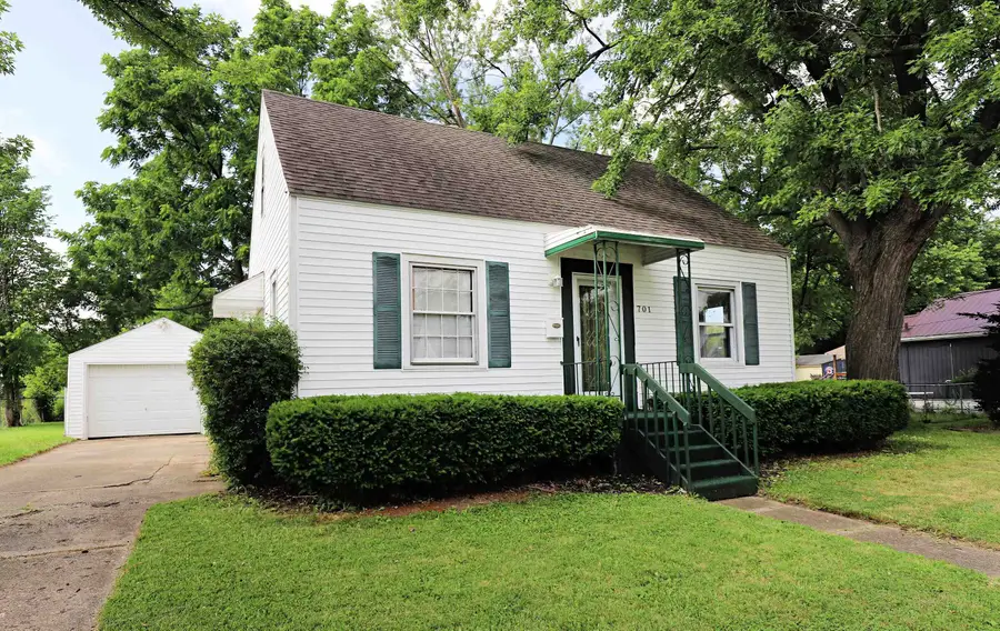 701 Freeman AVE, Flint, MI 48507 - #2