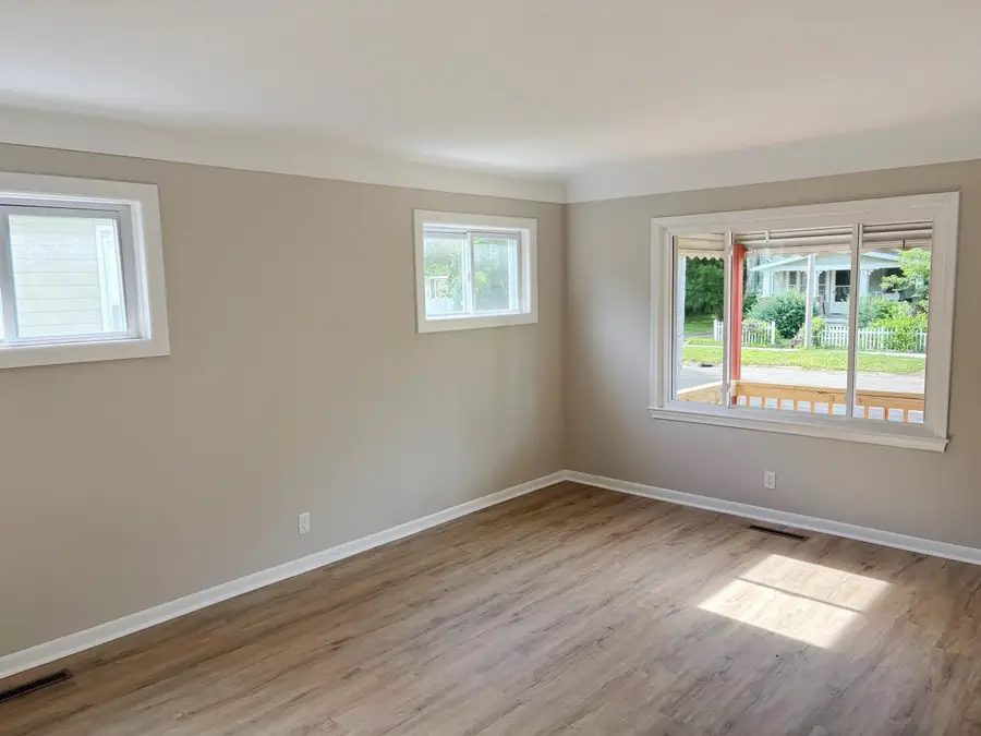 1118 Simcoe AVE, Flint, MI 48507 - #2