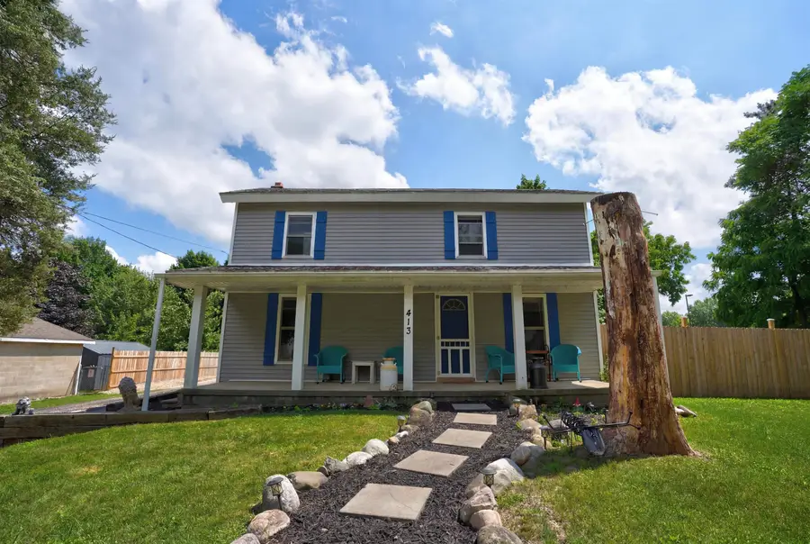 413 W Broad ST, Linden, MI 48451 - #2