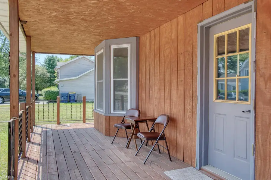 321 E Oliver ST, Corunna, MI 48817 - #2
