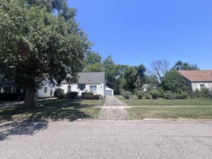 714 Crawford ST, Flint, MI 48507 - #2