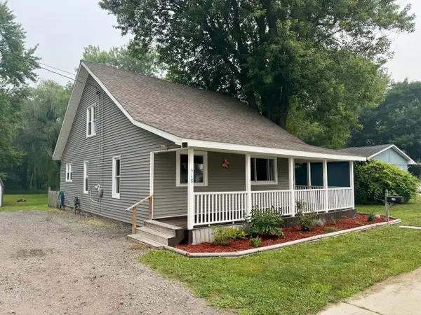 518 W Belle AVE, StCharles, MI 48655