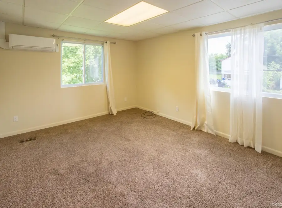 2145 E Mclean Unit B AVE, Burton, MI 48529 - #2