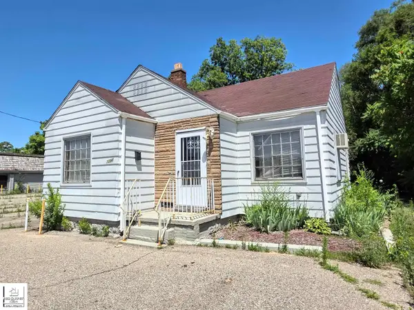 3106 W Pierson RD, Flint, MI 48504