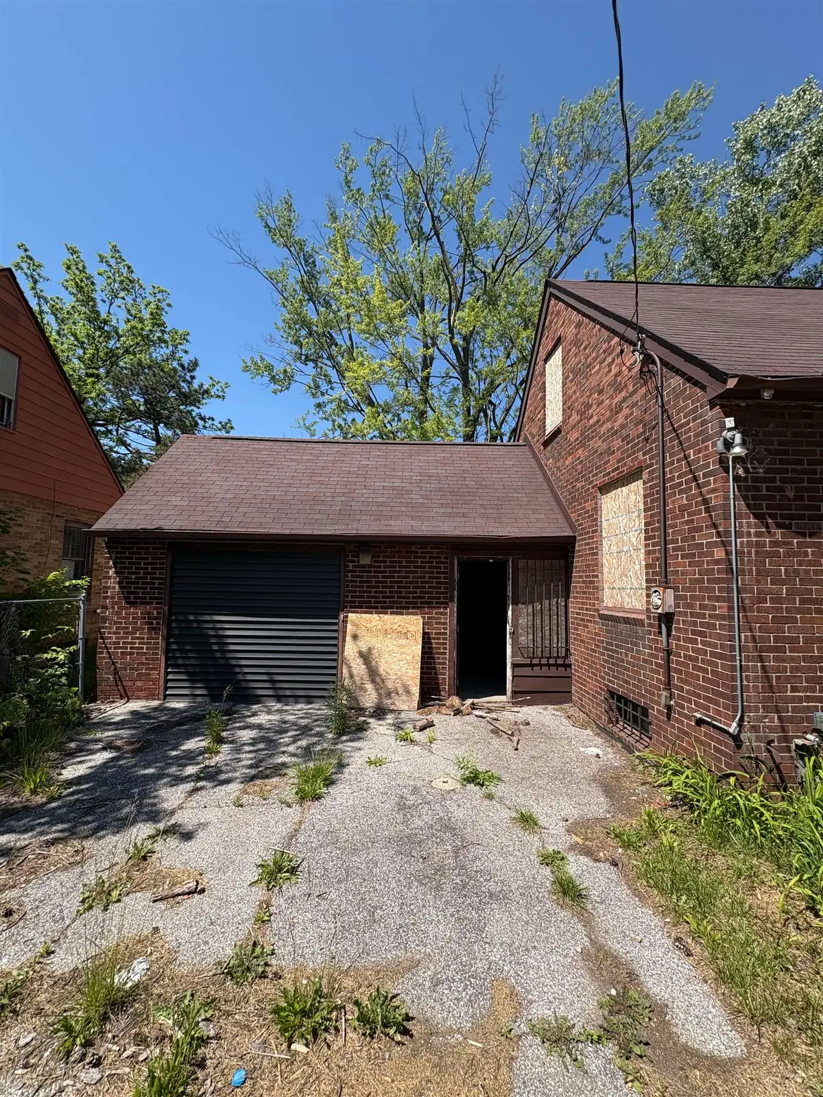 726 W Pasadena AVE, Flint, MI 48504 - #1