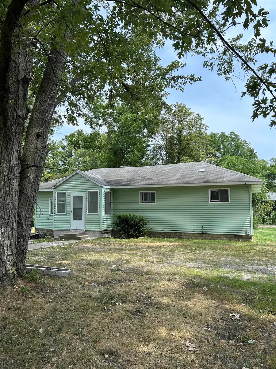 5168 Lennon RD, Flint, MI 48507 - #2