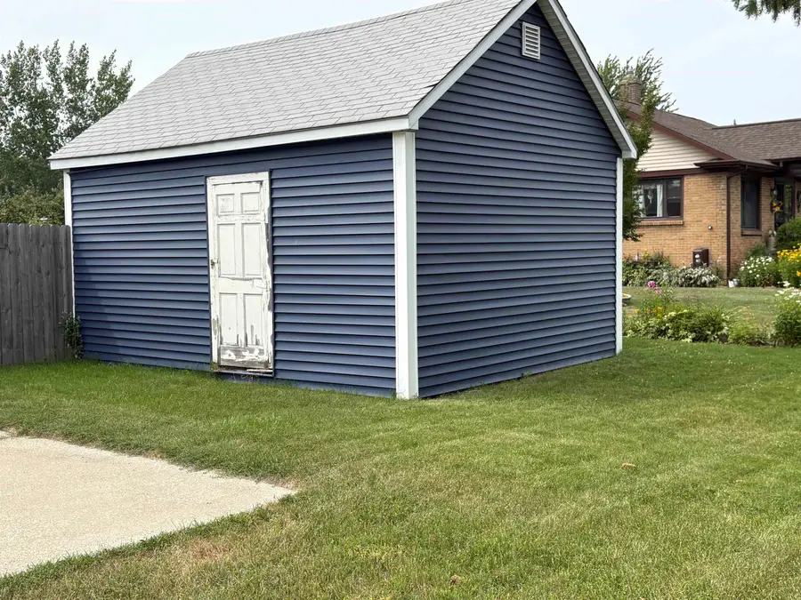 480 Shattuck RD, Saginaw, MI 48604 - #3