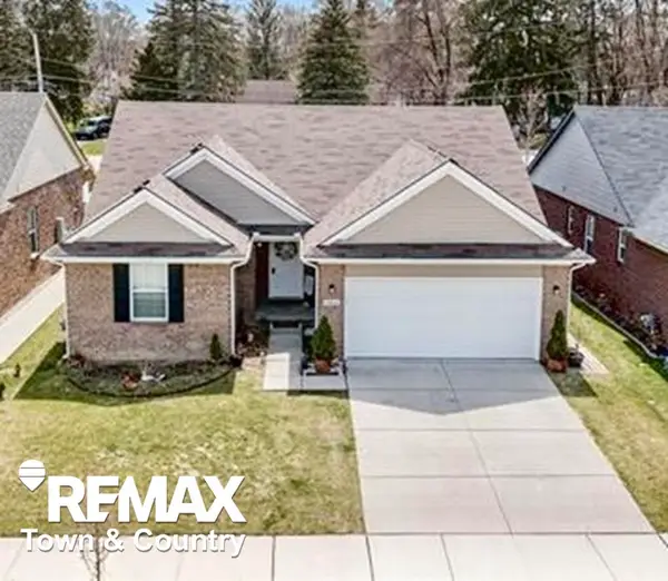 35831 Rouge Bluff TRL, Livonia, MI 48150