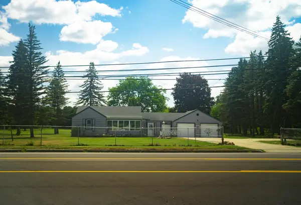 3467 Grand Blanc RD, SwartzCreek, MI 48473