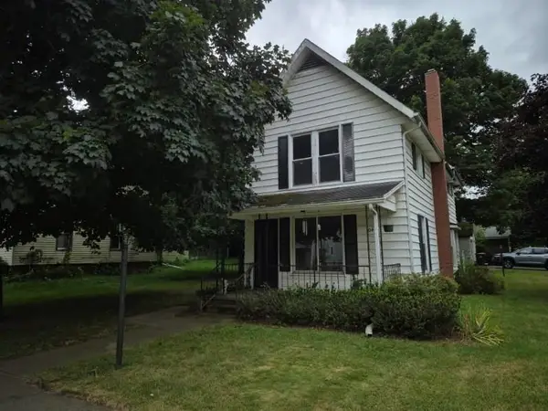 304 S Water ST, Stockbridge, MI 49285