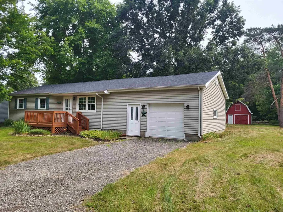 4743 Brown RD, Vassar, MI 48768 - #2