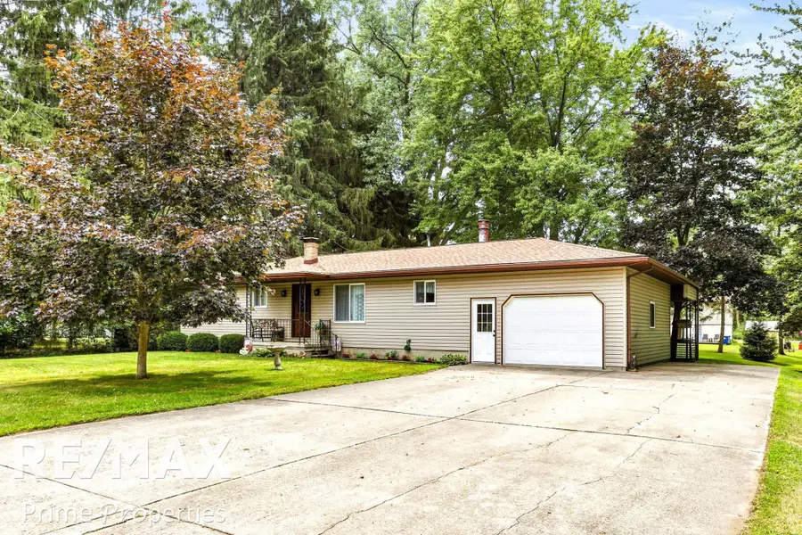 3942 Waltmar DR, Bridgeport, MI 48722 - #3