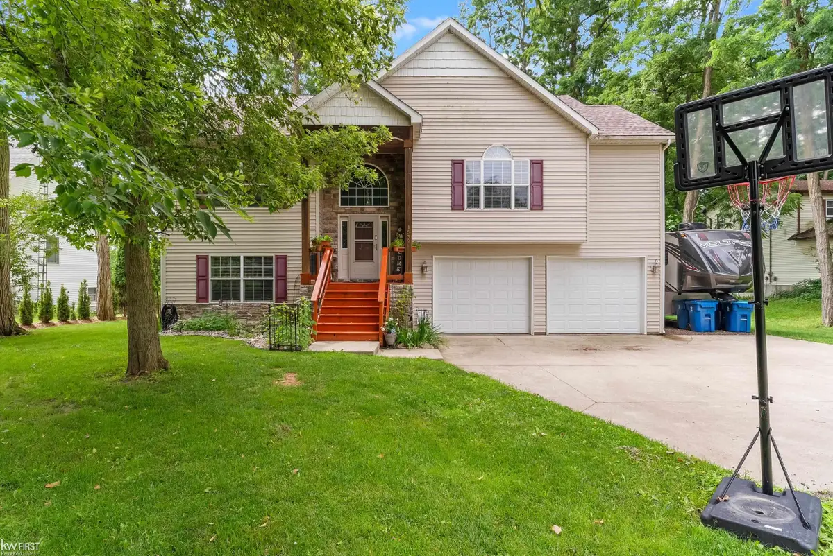 1539 W Rolston RD, Linden, MI 48451 - #1
