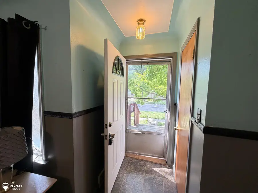 2317 Dakota AVE, Flint, MI 48506 - #2